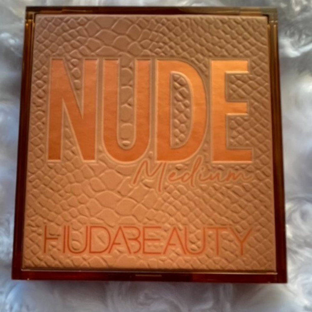 Nude Obsessions Eyeshadow Palette